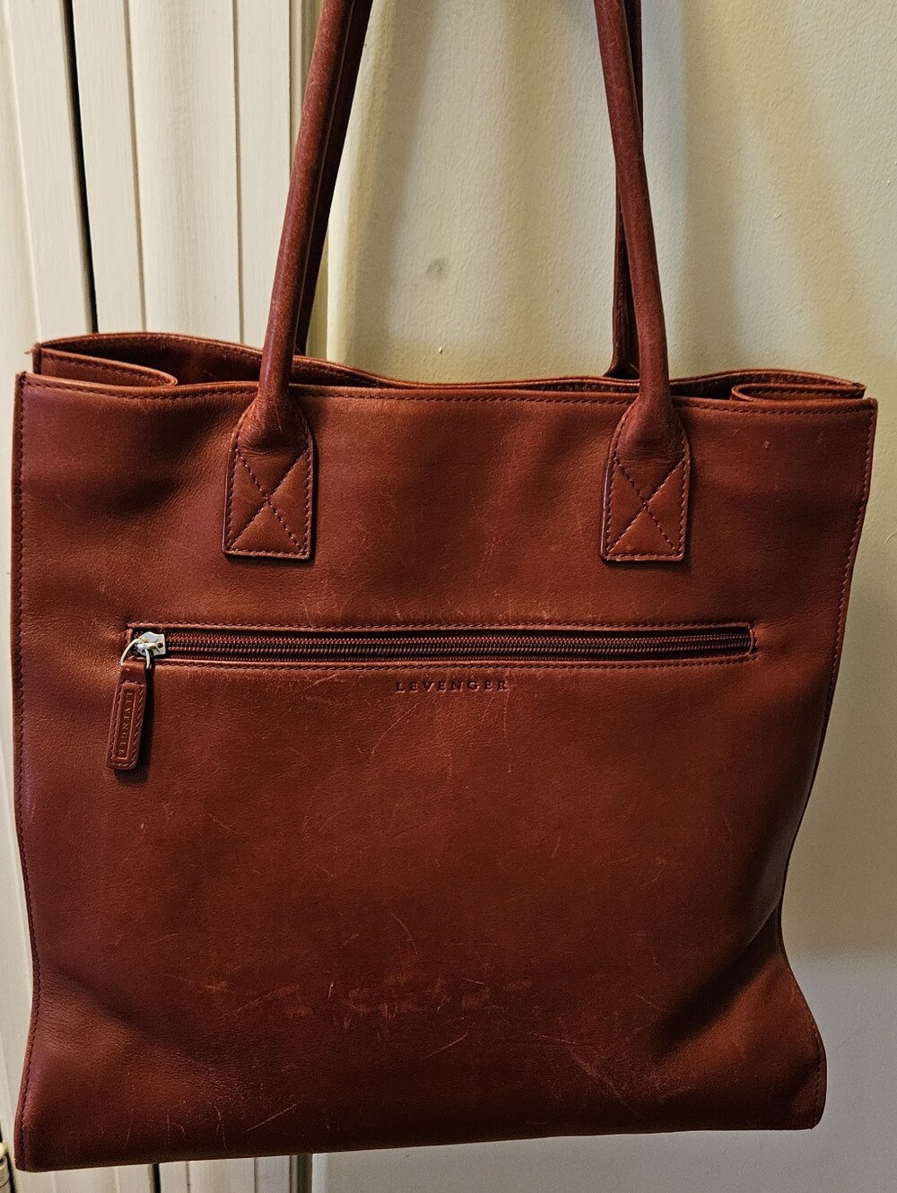 Levenger Leather Tote Bag Purse Double Handle Magnetic Zip Closures